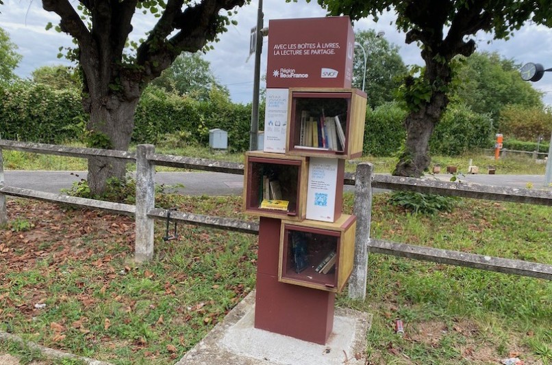 Book box - Avenue de la Gare, POMMEUSE | myBookBox by Cross-Media Concept, the collaborative directory of shared libraries
