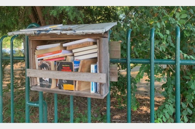 Boîte à livres - Avenue Marie-François Sadi Carnot, ROCHEFORT | myBookBox by Cross Media Concept, l'annuaire collaboratif des bibliothèques partagées