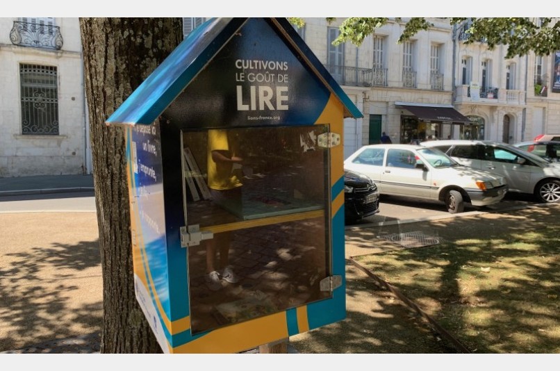 Boîte à livres - Rue Pierre Loti, ROCHEFORT | myBookBox by Cross Media Concept, l'annuaire collaboratif des bibliothèques partagées