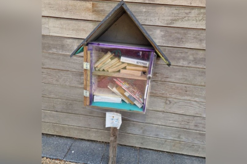 Bo&icirc;te &agrave; livres - Place, SAINT-VENANT | myBookBox by Cross Media Concept, l'annuaire collaboratif des biblioth&egrave;ques partag&eacute;es