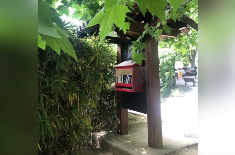 Boîte à livres - 130 Allée des Figons, ÉGUILLES | myBookBox by Cross Media Concept, l'annuaire collaboratif des bibliothèques partagées