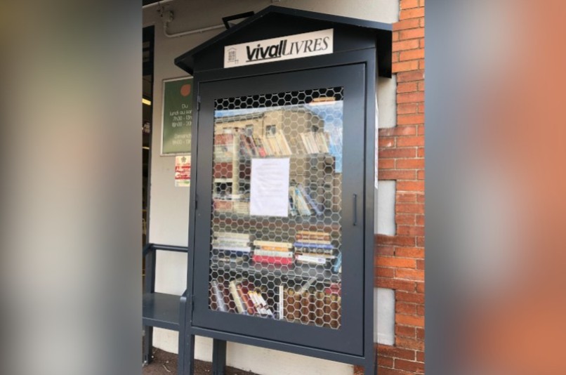 Boîte à livres - 31 Avenue du Pont, MONTROND-LES-BAINS | myBookBox by Cross Media Concept, l'annuaire collaboratif des bibliothèques partagées