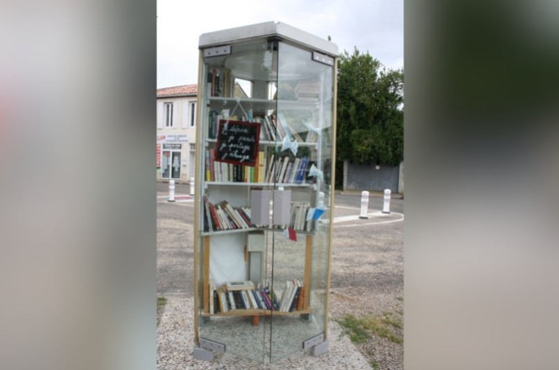Boîte à livres - Allée des Alliés, LAVARDAC | myBookBox by Cross Media Concept, l'annuaire collaboratif des bibliothèques partagées