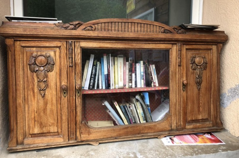 Book box - Place de la Mairie, PORTÉ-PUYMORENS | myBookBox by Cross-Media Concept, the collaborative directory of shared libraries