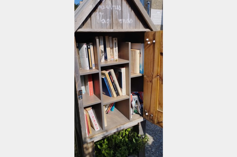 Bo&icirc;te &agrave; livres - Boulevard du G&eacute;n&eacute;ral de Gaulle, SAINT-LUNAIRE | myBookBox by Cross Media Concept, l'annuaire collaboratif des biblioth&egrave;ques partag&eacute;es