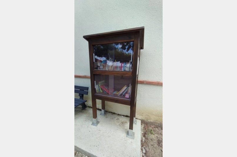 Bo&icirc;te &agrave; livres - Le Bourg, DUFORT-LACAPELETTE | myBookBox by Cross Media Concept, l'annuaire collaboratif des biblioth&egrave;ques partag&eacute;es