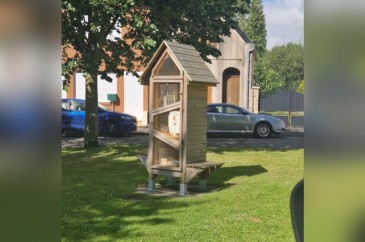 Bo&icirc;te &agrave; livres - Place du Rietz, BURBURE | myBookBox by Cross Media Concept, l'annuaire collaboratif des biblioth&egrave;ques partag&eacute;es