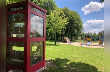 Boîte à livres - Place du Champ de Foire, VILLEBOIS-LAVALETTE | myBookBox by Cross Media Concept, l'annuaire collaboratif des bibliothèques partagées