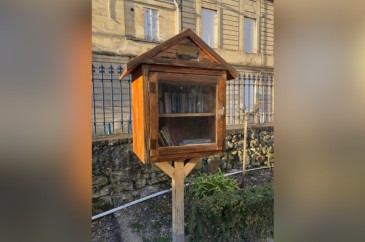 Boîte à livres - 16 Rue Etienne Sabatié, LIBOURNE | myBookBox by Cross Media Concept, l'annuaire collaboratif des bibliothèques partagées