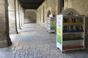 Boîte à livres - 10 Rue du Minage, COGNAC | myBookBox by Cross Media Concept, l'annuaire collaboratif des bibliothèques partagées