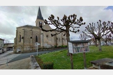 Bo&icirc;te &agrave; livres - Place du Champ de Foire, BRIOUX-SOUS-BOUTONNE | myBookBox by Cross Media Concept, l'annuaire collaboratif des biblioth&egrave;ques partag&eacute;es